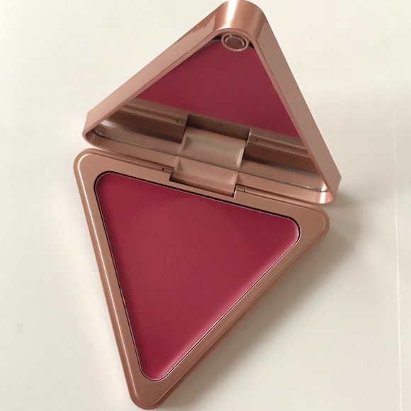 LYS Beauty - Cream Blush in Passion - Picture 1 of 4
